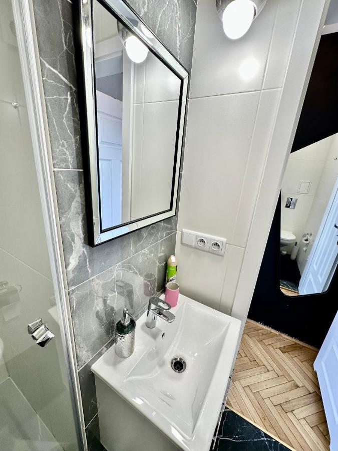 Platinum Metro X2 Wifi 350 Mbs Netflix Hbo Appletv Daire Varşova Dış mekan fotoğraf